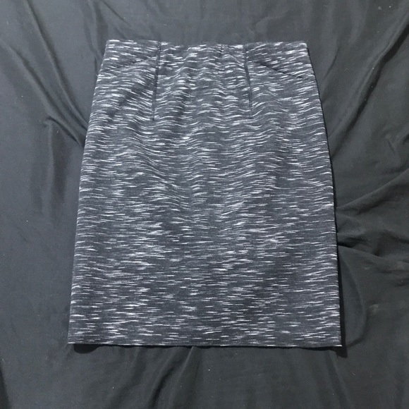 Ann Taylor pencil skirt - Picture 1 of 1